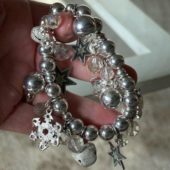 Vintage 1980’s Holiday Jingle Bell Bracelet - Picture 4 of 4